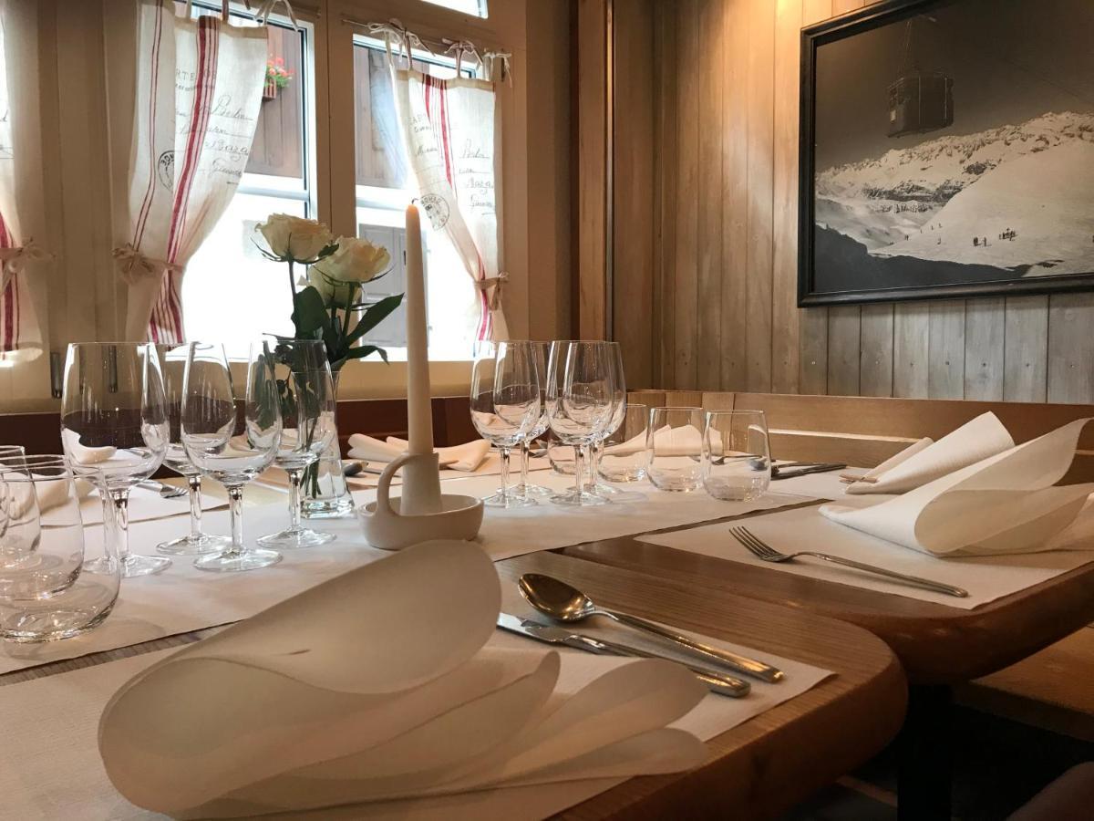 Gasthaus Tell Andermatt Eksteriør billede